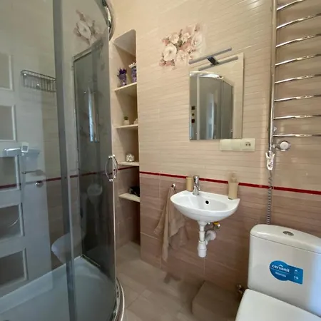 Opera House Apartment *