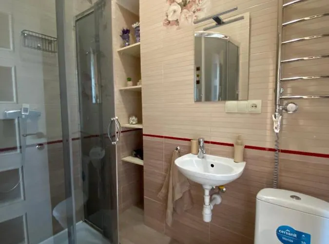 Opera House Apartment *